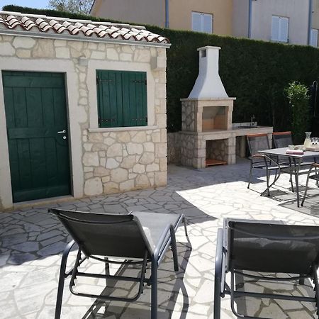 Apartments Adrijana Malinska Quarto foto